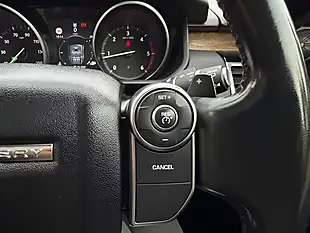 Used 2017 Land Rover Discovery Hse Grey - Interior and Exterior details 17