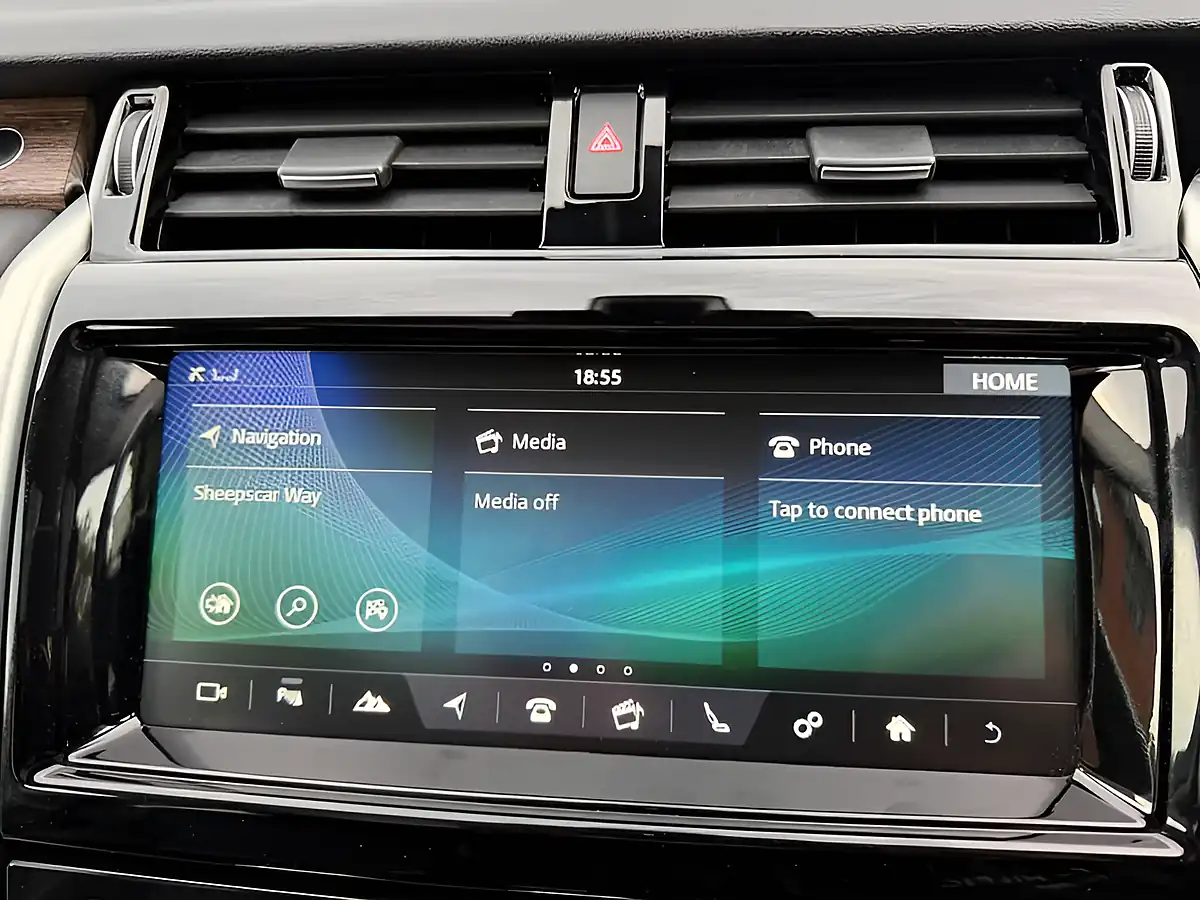 Used 2017 Land Rover Discovery Hse Grey - Interior and Exterior details 18