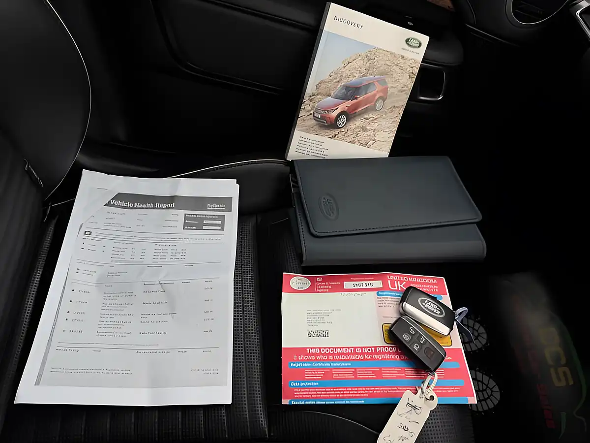 Used 2017 Land Rover Discovery Hse Grey - Interior and Exterior details 20