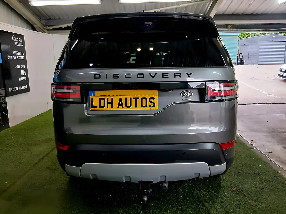 Used 2017 Land Rover Discovery Hse Grey - Interior and Exterior details 4