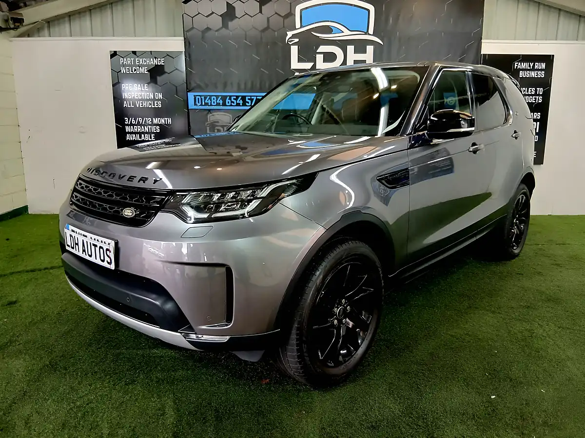 Used 2017 Land Rover Discovery Hse Grey - Interior and Exterior details 6
