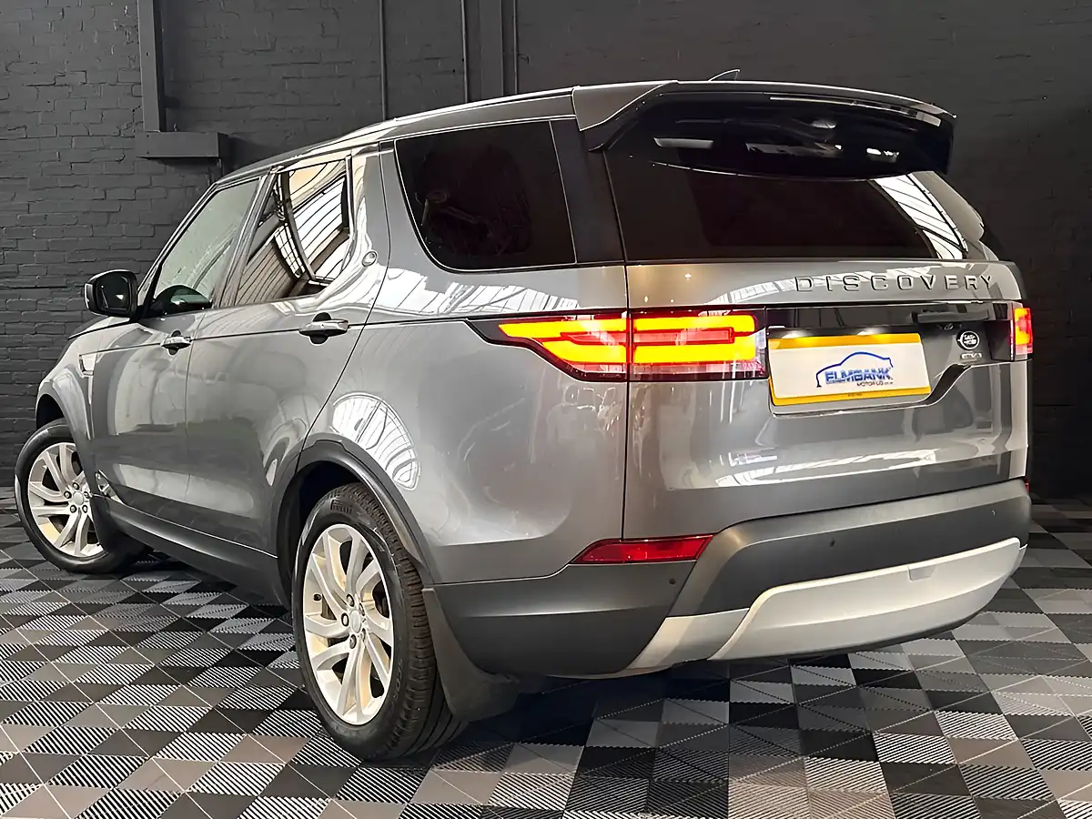 Used 2017 Land Rover Discovery Hse Grey - Interior and Exterior details 12