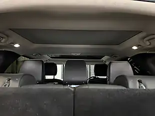 Used 2017 Land Rover Discovery Hse Grey - Interior and Exterior details 13