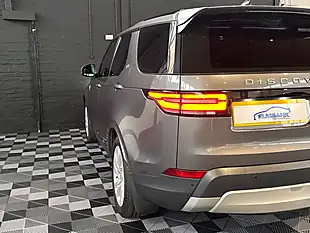 Used 2017 Land Rover Discovery Hse Grey - Interior and Exterior details 16