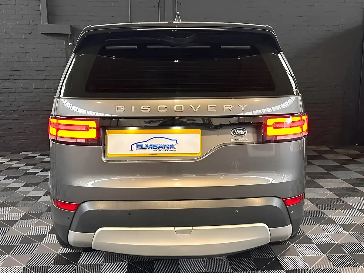 Used 2017 Land Rover Discovery Hse Grey - Interior and Exterior details 17