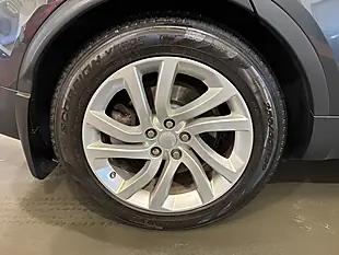Used 2017 Land Rover Discovery Hse Grey - Interior and Exterior details 14