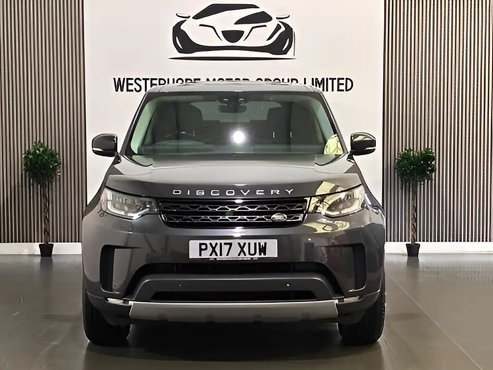 Used 2017 Land Rover Discovery Hse Grey - Interior and Exterior details 5