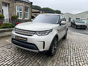 Used 2017 Land Rover Discovery Hse Luxury Aruba Gold - Interior and Exterior details 5