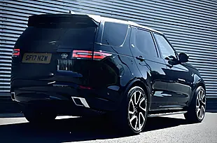 Used 2017 Land Rover Discovery Hse Luxury Black - Interior and Exterior details 14
