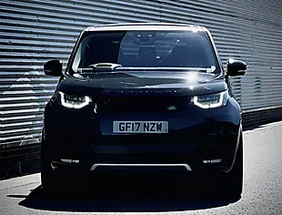 Used 2017 Land Rover Discovery Hse Luxury Black - Interior and Exterior details 2