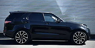 Used 2017 Land Rover Discovery Hse Luxury Black - Interior and Exterior details 6