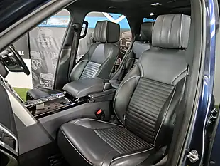 Used 2017 Land Rover Discovery Hse Luxury Blue - Interior and Exterior details 8