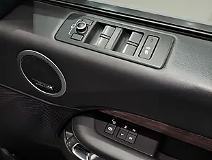 Used 2017 Land Rover Discovery Hse Luxury Blue - Interior and Exterior details 10