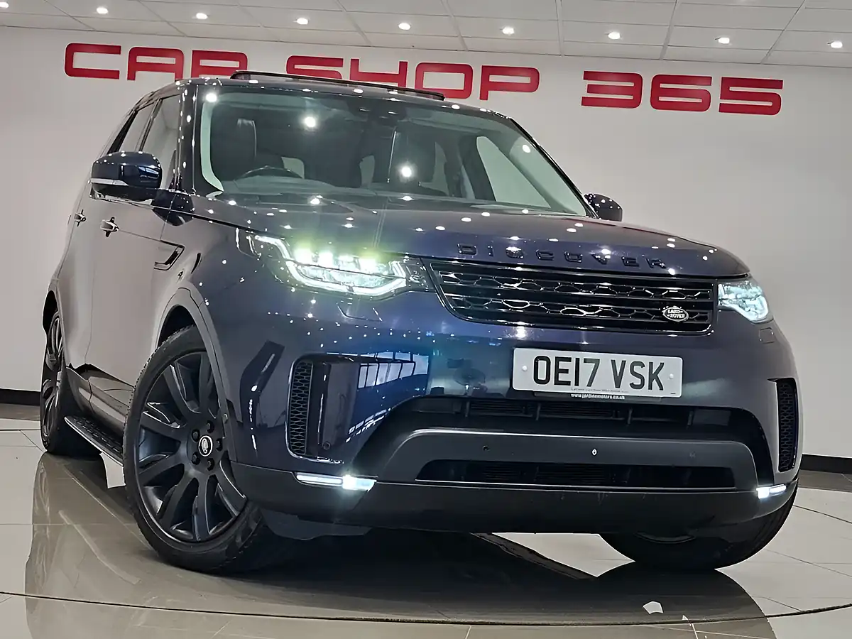 Used 2017 Land Rover Discovery Hse Luxury Blue - Interior and Exterior details 15