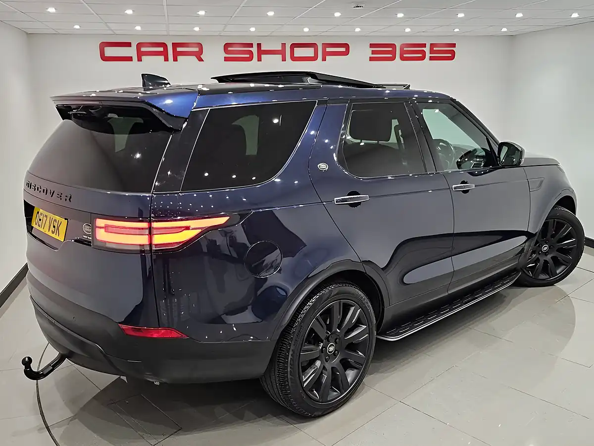 Used 2017 Land Rover Discovery Hse Luxury Blue - Interior and Exterior details 7