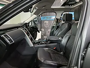 Used 2017 Land Rover Discovery Hse Luxury Grey - Interior and Exterior details 10