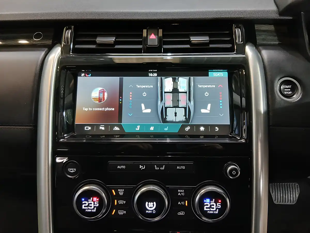 Used 2017 Land Rover Discovery Hse Luxury Grey - Interior and Exterior details 16