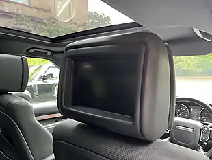 Used 2017 Land Rover Discovery Hse Luxury Indus Silver Metallic - Interior and Exterior details 14