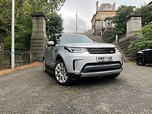 Used 2017 Land Rover Discovery Hse Luxury Indus Silver Metallic - Interior and Exterior details 5