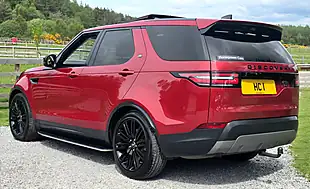 Used 2017 Land Rover Discovery Hse Luxury Red - Interior and Exterior details 3