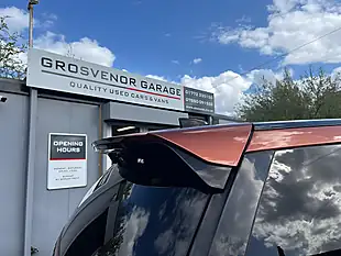 Used 2017 Land Rover Discovery Hse Opal Orange - Interior and Exterior details 14