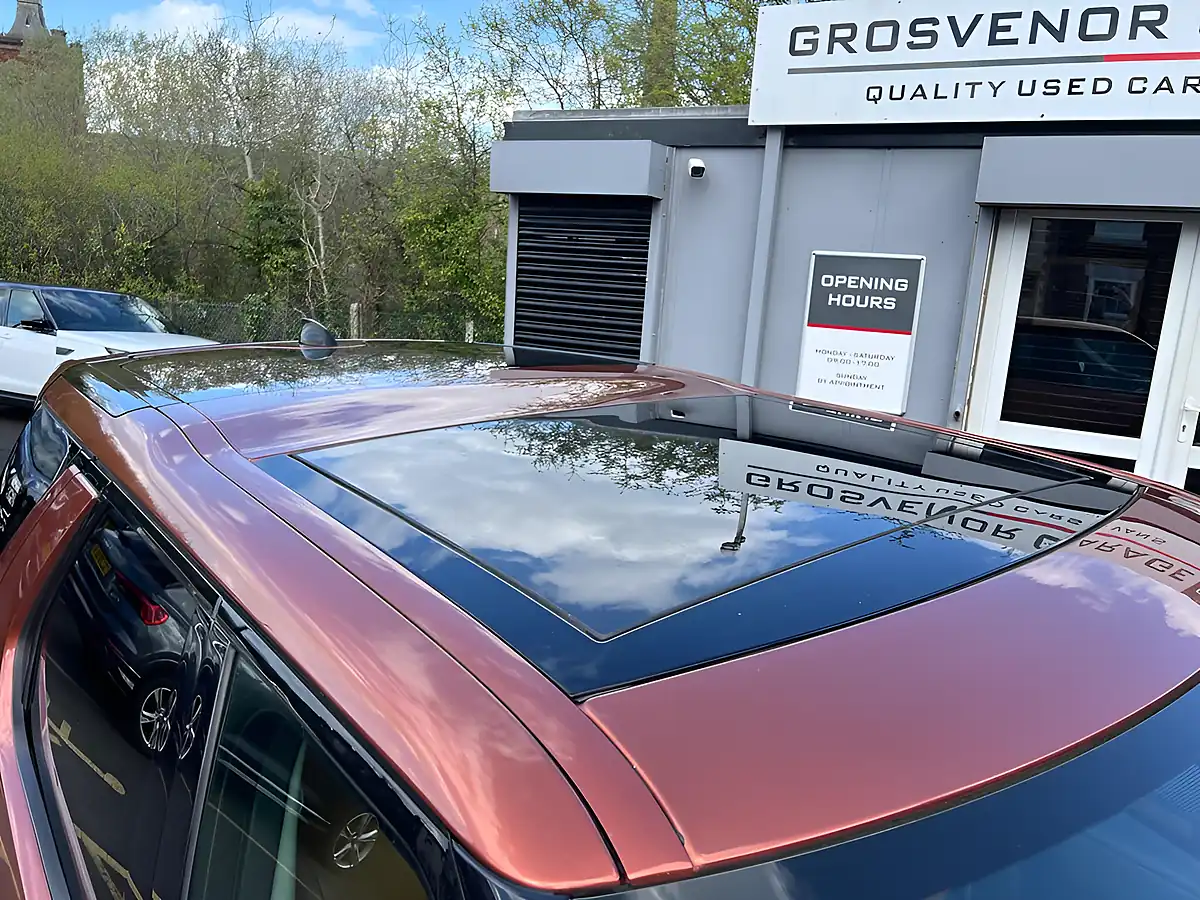 Used 2017 Land Rover Discovery Hse Opal Orange - Interior and Exterior details 20
