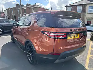 Used 2017 Land Rover Discovery Hse Opal Orange - Interior and Exterior details 5