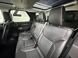 Used 2017 Land Rover Discovery Hse Red - Interior and Exterior details 12