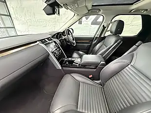 Used 2017 Land Rover Discovery Hse Red - Interior and Exterior details 19