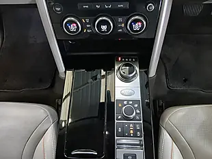 Used 2017 Land Rover Discovery Hse Red - Interior and Exterior details 16