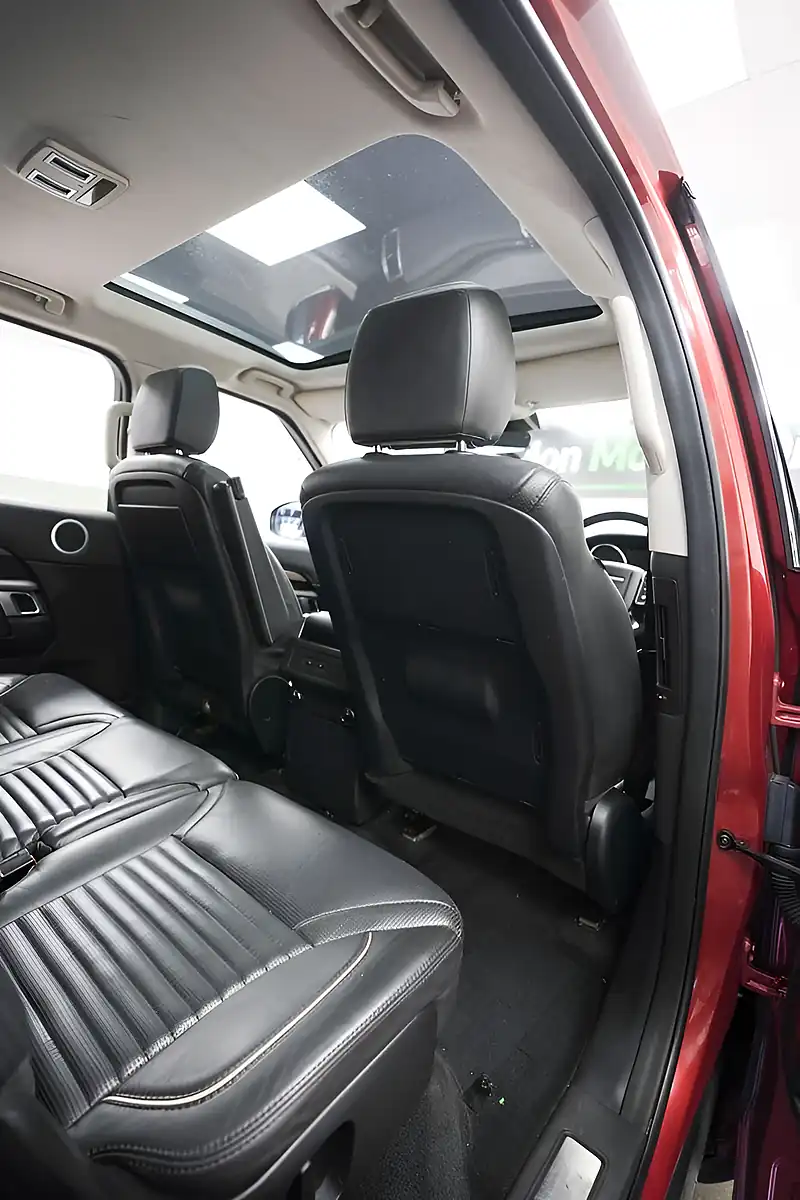 Used 2017 Land Rover Discovery Hse Red - Interior and Exterior details 13