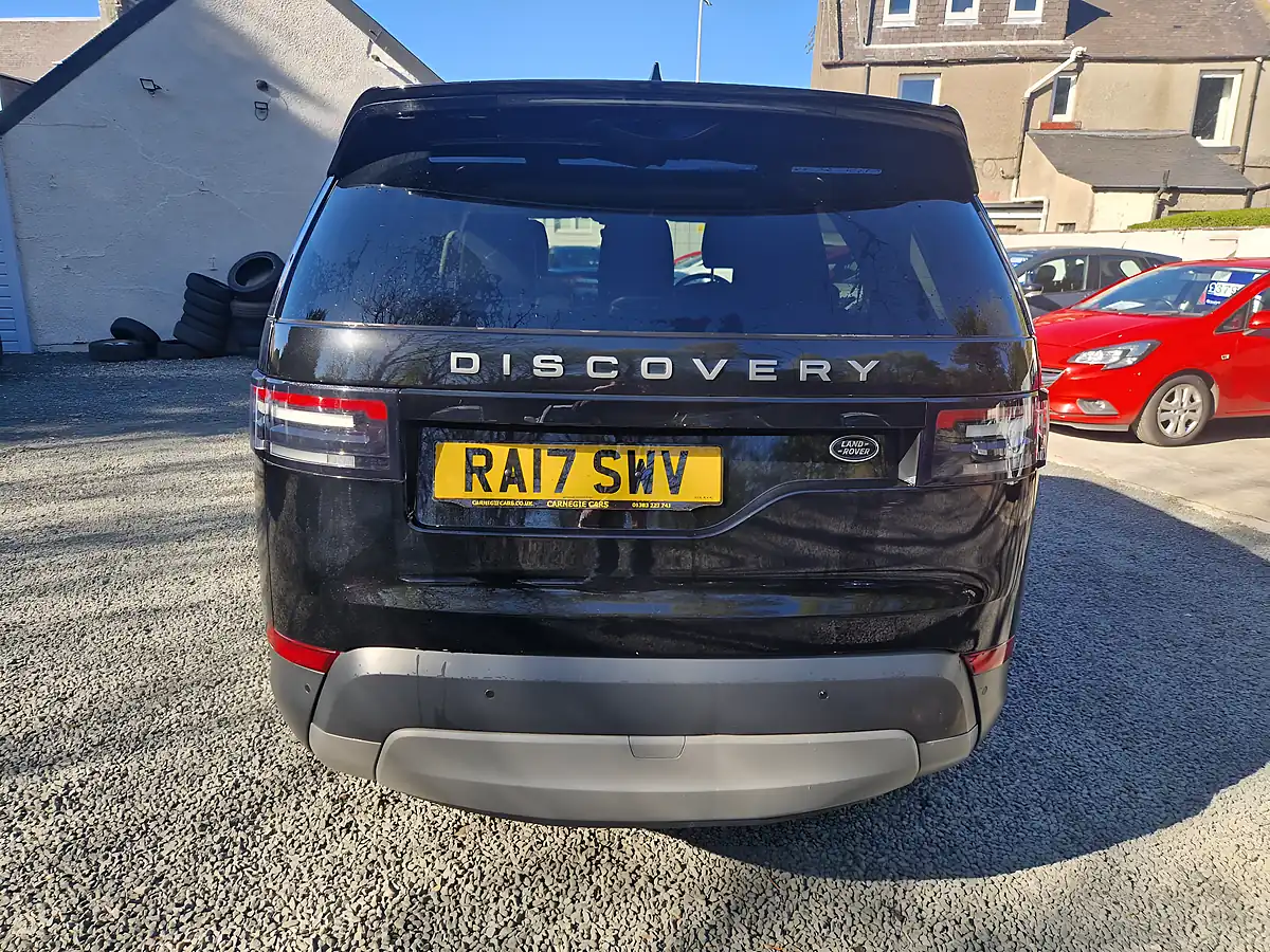 Used 2017 Land Rover Discovery Se Black - Interior and Exterior details 6