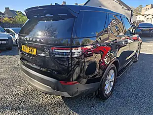 Used 2017 Land Rover Discovery Se Black - Interior and Exterior details 7