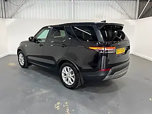 Used 2017 Land Rover Discovery Se Black - Interior and Exterior details 4