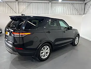 Used 2017 Land Rover Discovery Se Black - Interior and Exterior details 6