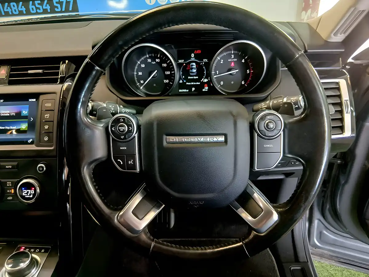 Used 2017 Land Rover Discovery Se Grey - Interior and Exterior details 11