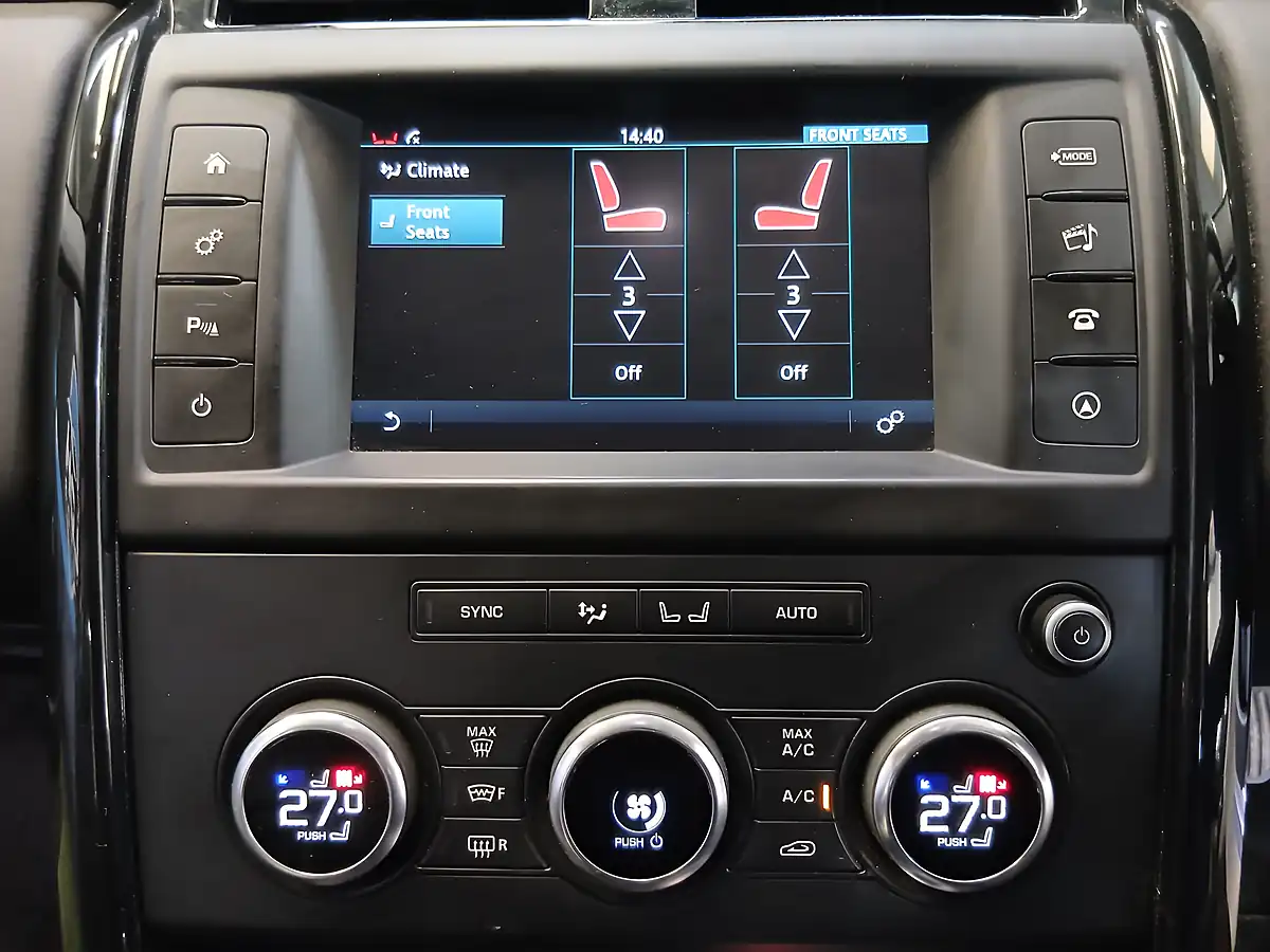 Used 2017 Land Rover Discovery Se Grey - Interior and Exterior details 13