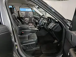 Used 2017 Land Rover Discovery Se Grey - Interior and Exterior details 8