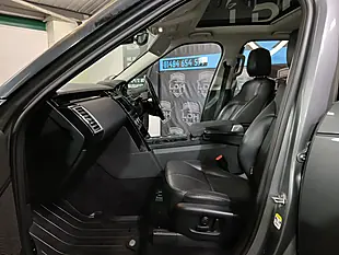 Used 2017 Land Rover Discovery Se Grey - Interior and Exterior details 9