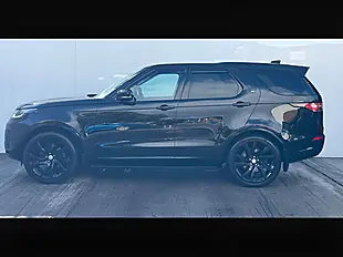 Used 2017 Land Rover Discovery Se Santorini Black - Interior and Exterior details 15