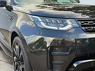 Used 2017 Land Rover Discovery Se Santorini Black - Interior and Exterior details 2