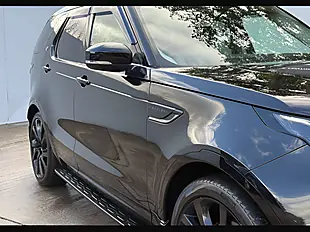 Used 2017 Land Rover Discovery Se Santorini Black - Interior and Exterior details 3