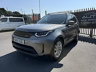 Used 2017 Land Rover Discovery Se Silver - Interior and Exterior details 4
