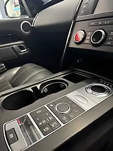 Used 2017 Land Rover Discovery Se White - Interior and Exterior details 12