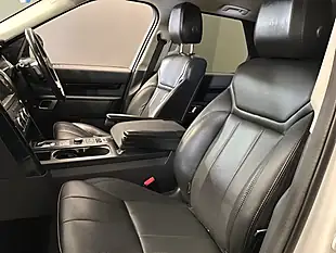 Used 2017 Land Rover Discovery Se White - Interior and Exterior details 10