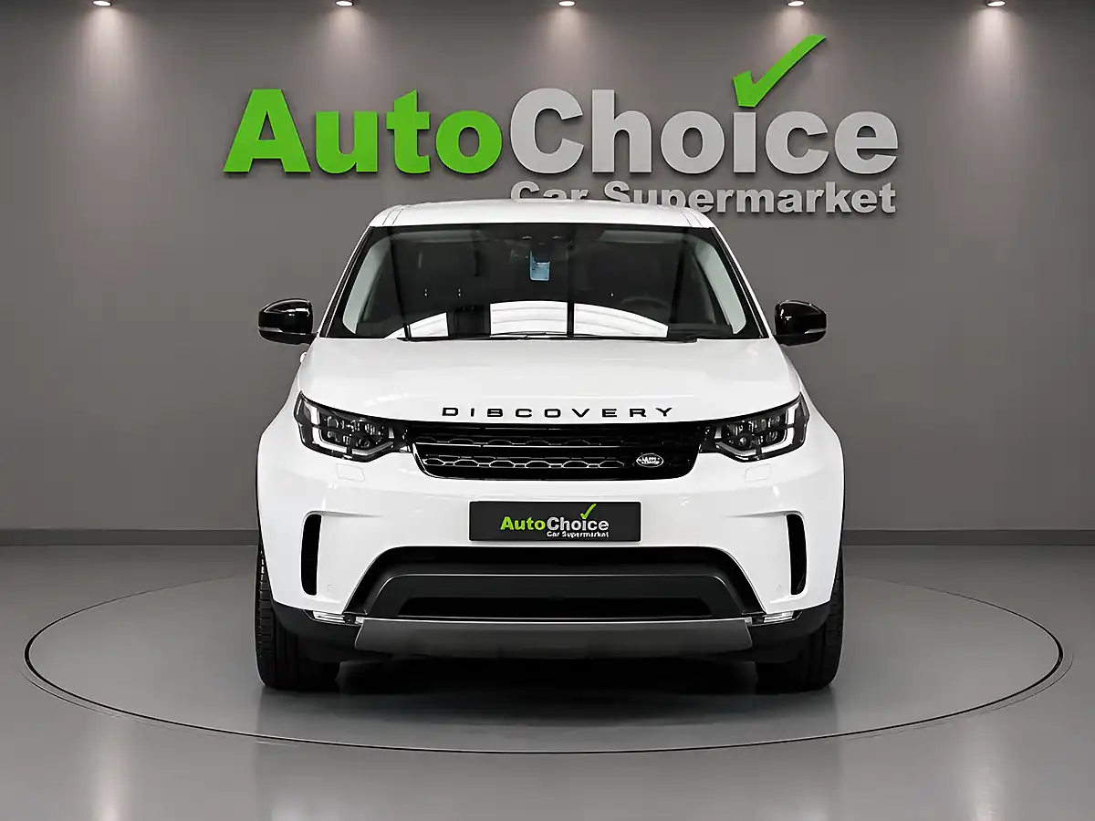 Used 2017 Land Rover Discovery Se White - Interior and Exterior details 2