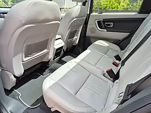 Used 2017 Land Rover Discovery Sport Hse Black Black - Interior and Exterior details 10