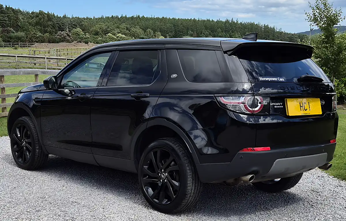 Used 2017 Land Rover Discovery Sport Hse Black Black - Interior and Exterior details 2