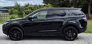 Used 2017 Land Rover Discovery Sport Hse Black Black - Interior and Exterior details 5