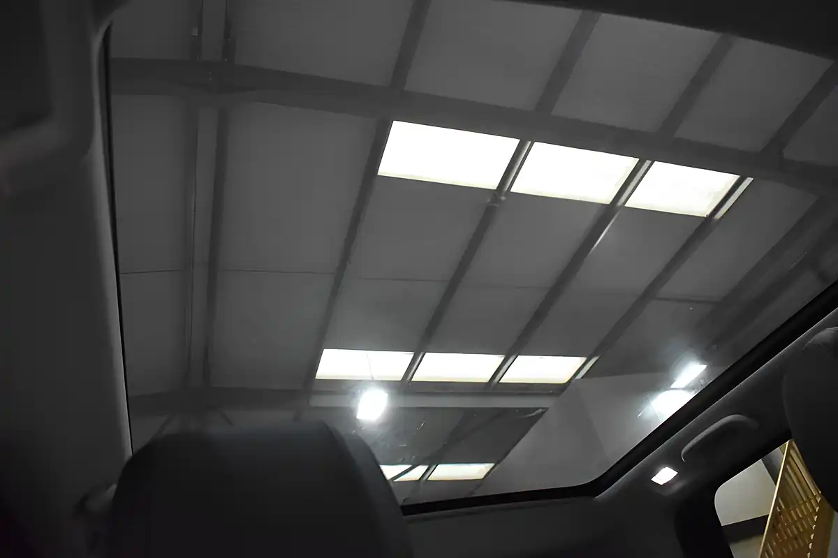 Used 2017 Land Rover Discovery Sport Hse Black Black - Interior and Exterior details 14